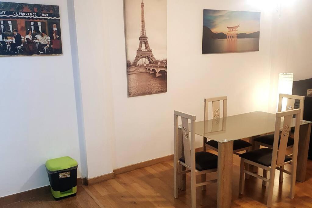 4F, Aire Acondic, 80M2, 2 Dormitorios, 4 Huespedes, Wifi Gratis La Linea de la Concepcion Luaran gambar